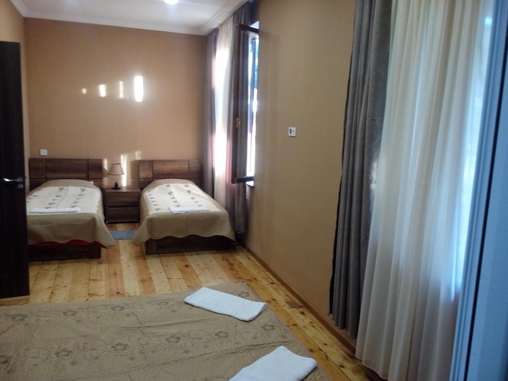 Guest House Chirina Sighnaghi Luaran gambar